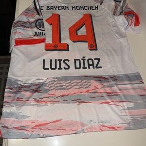 Luis Diaz Bayern away jersey